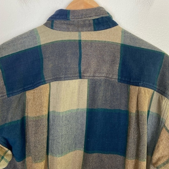New River Men’s Flannel Shirt Size M Cotton Plaid Color Tan & Green - Picture 3 of 8